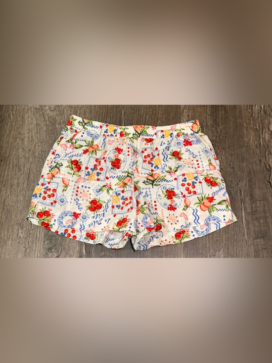 vinyl threads Pants - White Floral & Fruit Print Elastic-Waist Athletic Shorts